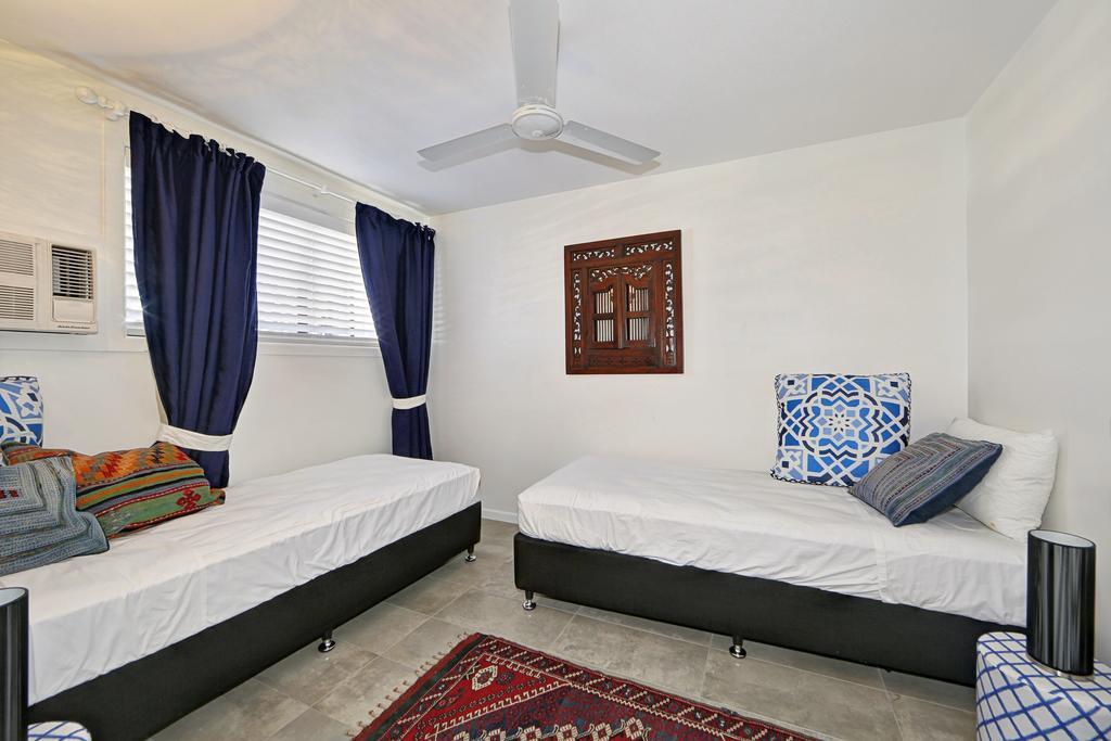 Zen Beach Retreat Hotel Bargara Esterno foto