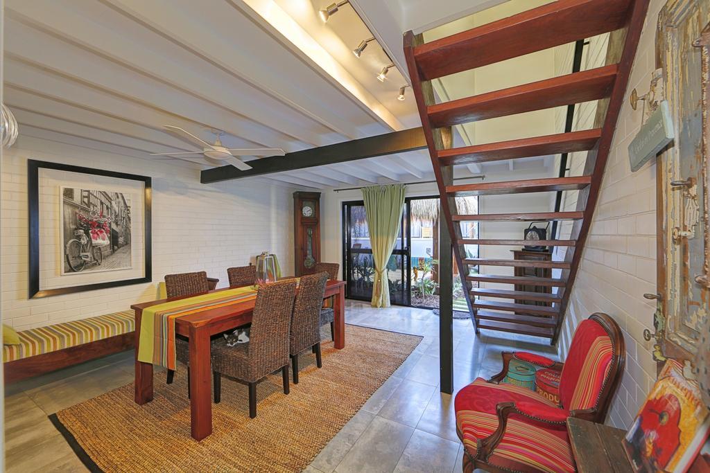 Zen Beach Retreat Hotel Bargara Esterno foto